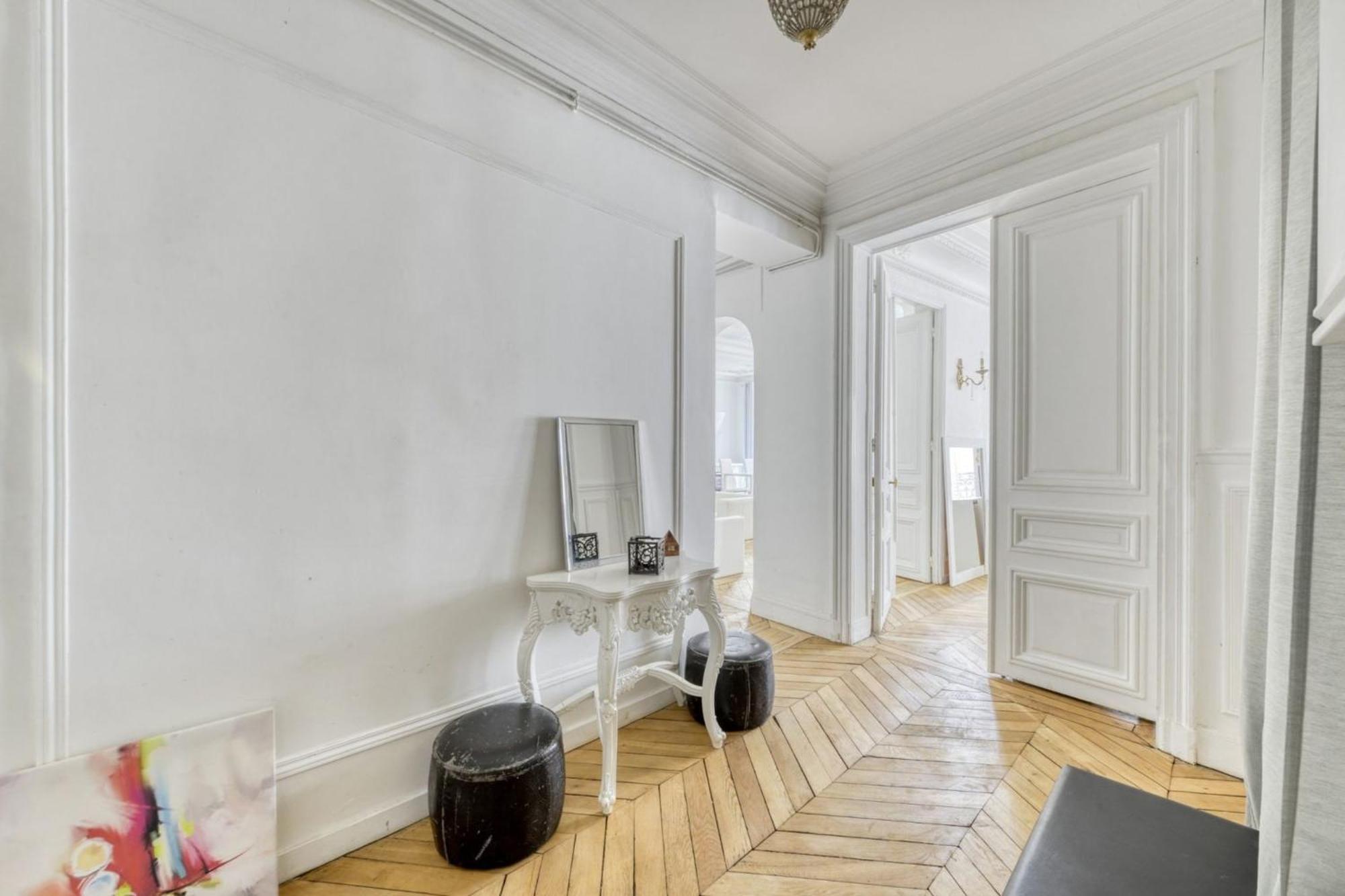 Grand Champs Elysees De Gamme 8pers Metro Wifi *