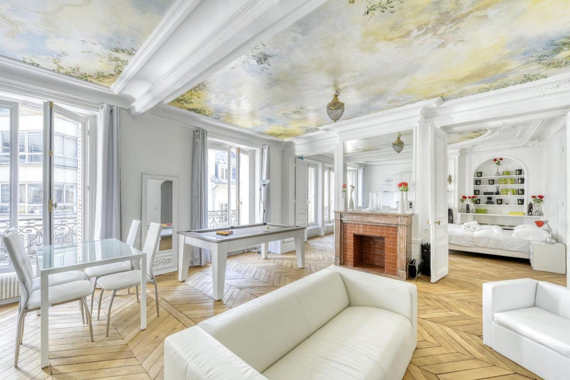 Appartement Grand Champs Elysees De Gamme 8pers Metro Wifi Parijs